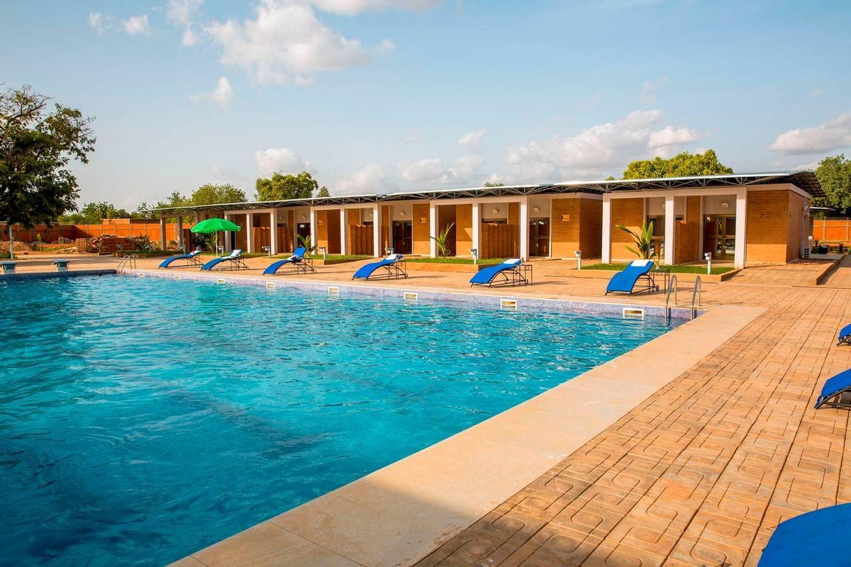 Dunia Hotel Ouagadougou Loumbila Exteriör bild