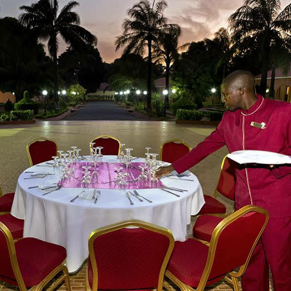 Dunia Hotel Ouagadougou Loumbila Exteriör bild