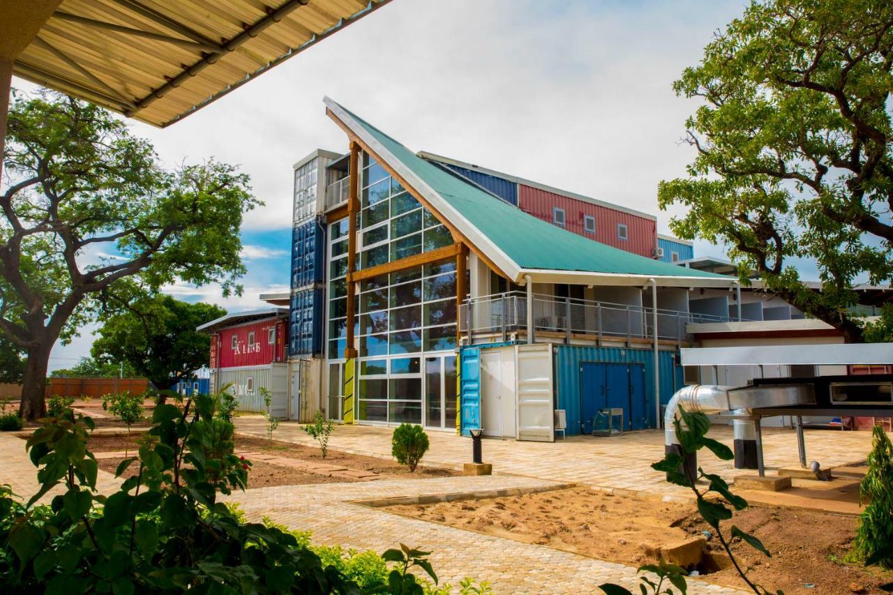 Dunia Hotel Ouagadougou Loumbila Exteriör bild